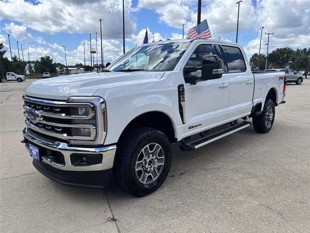 2026 Ford Super Duty F-250 Lariat in Oxford White — front three-quarter view
