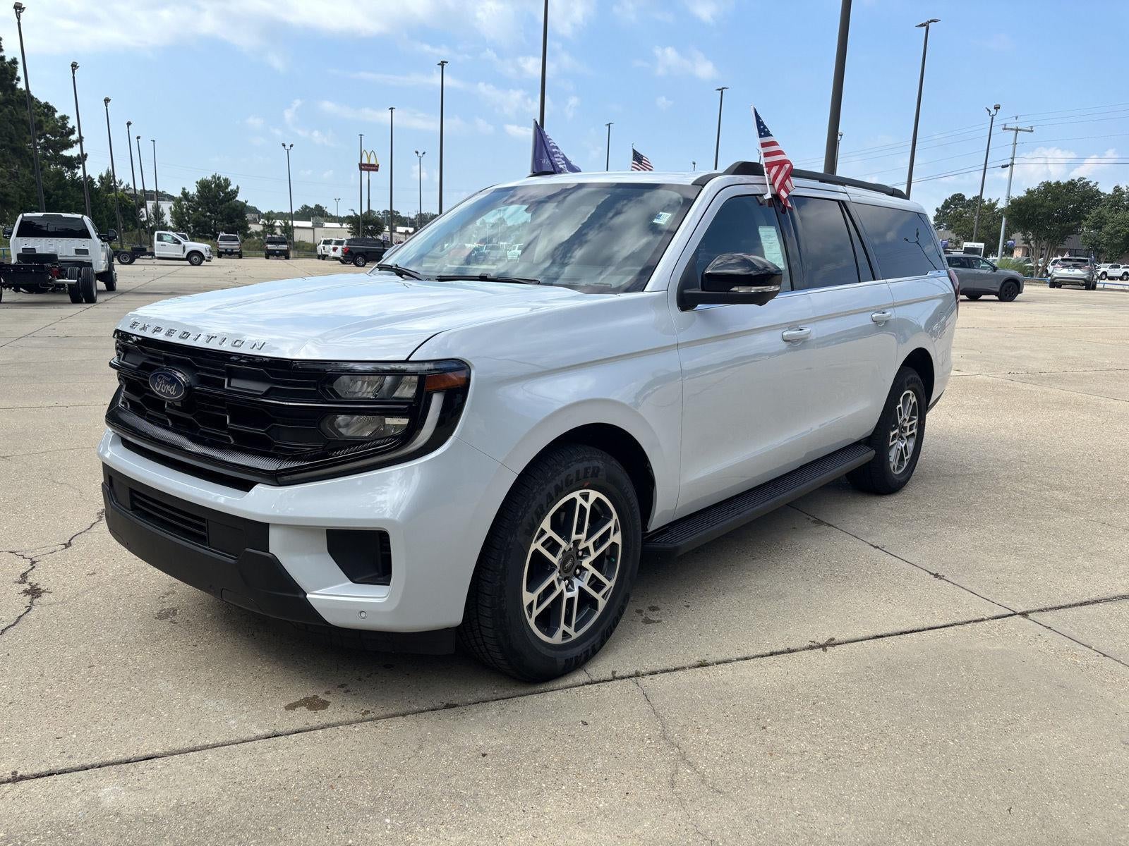 2026 Ford Expedition Max MAX Active in Space Silver Metallic — front three-quarter view