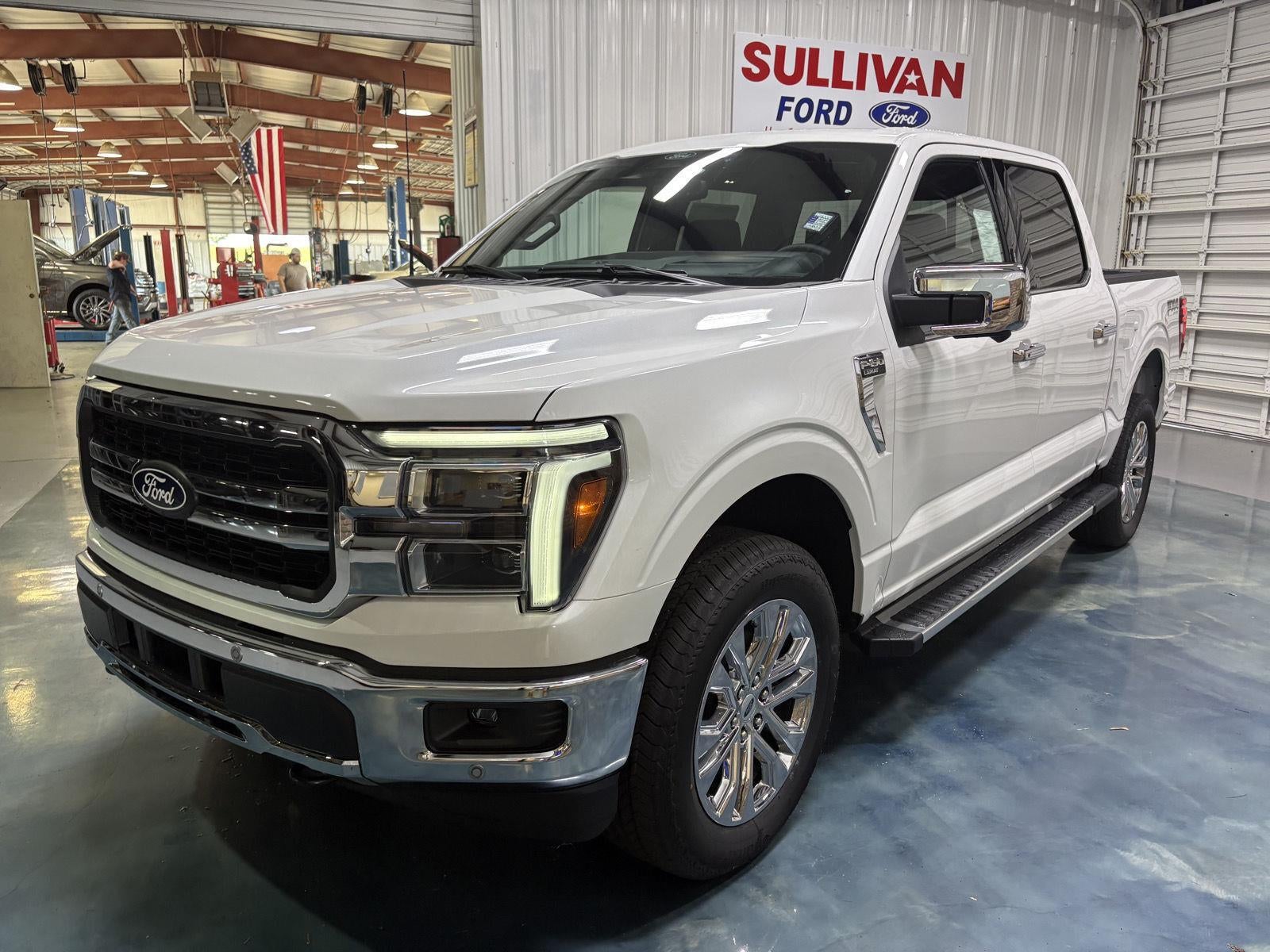 2026 Ford F-150 Lariat in Star White Metallic Tri-Coat — front three-quarter view
